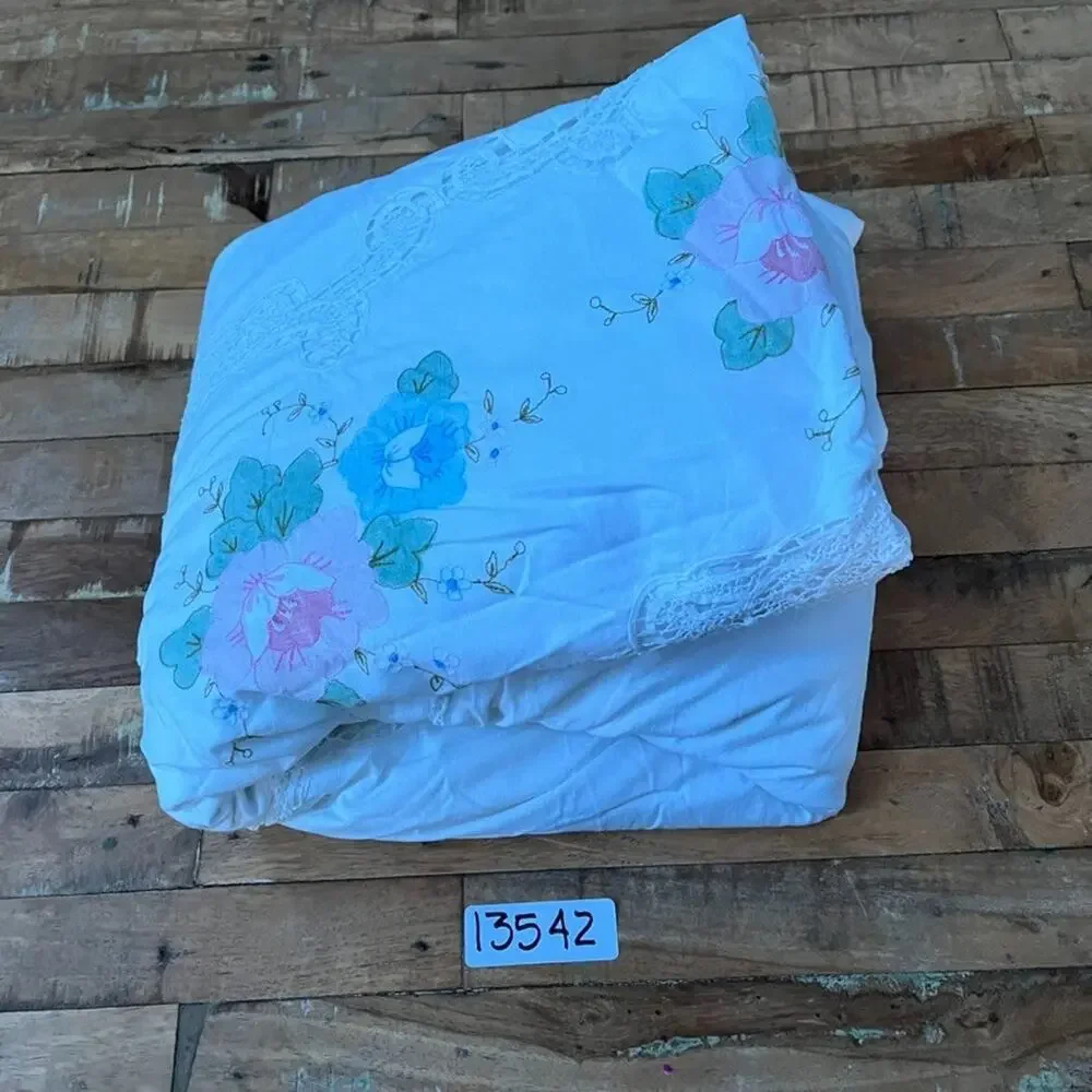 Vintage White Pastel Floral Full Duvet Cover Battenburg Lace Cutouts 100% Cotton